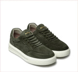 Sneaker in Suede Barracuda